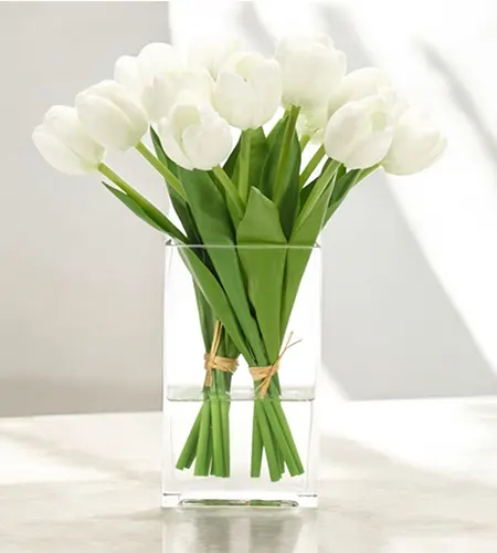 10 White Tulip With Glass Vase