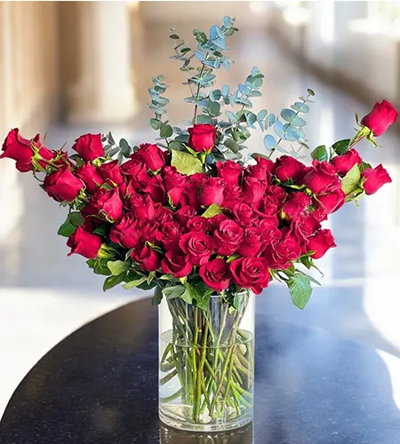 Premium Vase Arrangement – 45-50 Red Roses in Elegance