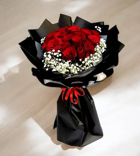 Red Roses Romantic Bunch