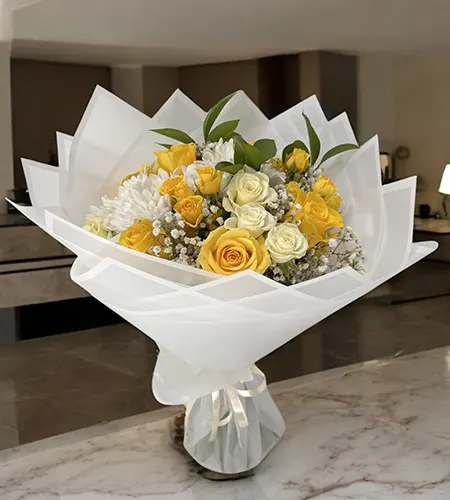 Bright Yellow 12 Roses Bouquet