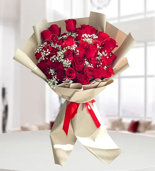 Alluring Red Rose Bouquet With Nice Wrapping