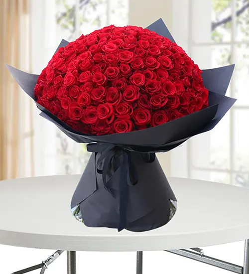 200 Red Roses Bouquet