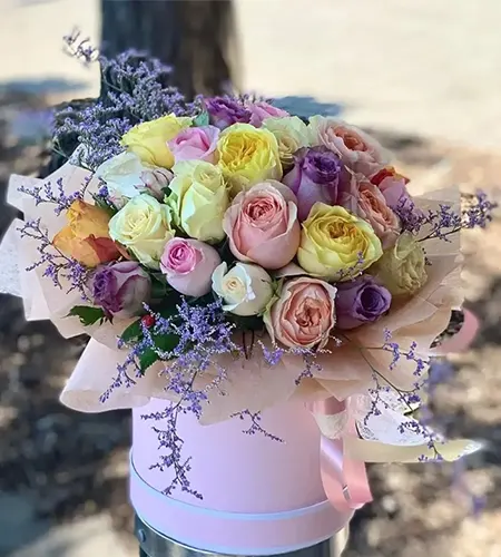 Luxury Mix Roses Flower Box - Premium Flower Delivery in Dubai