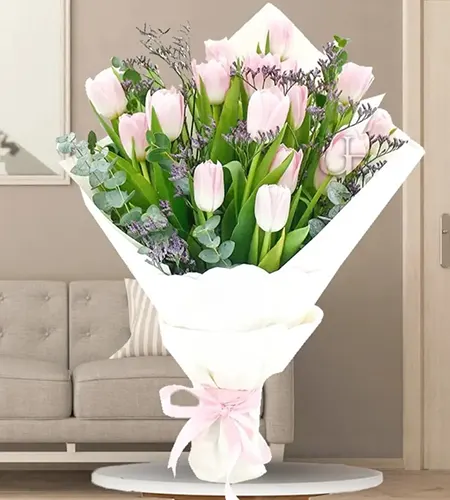 Vibrant Bouquet of 15 Tulips - Fresh Flower Delivery in Dubai
