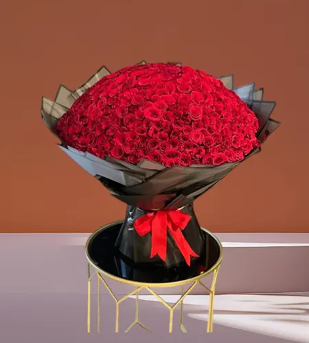 Luxury Rose Bouquet - 300 Roses