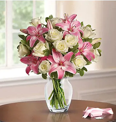 Lovely Pink Lily And W...