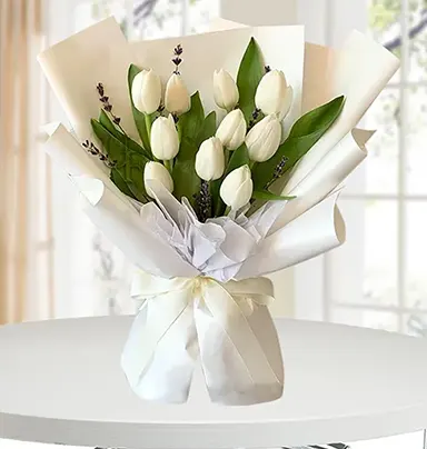 Elegant Carnation Bouq...