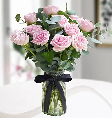 15 Pink Roses Glass Va...